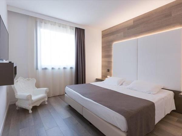 City Hotel & Suites - Foligno (PG)